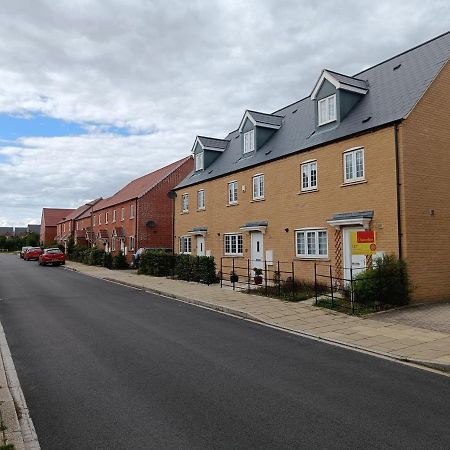 3 Bedroom Townhouse Near Bicester Village 外观 照片