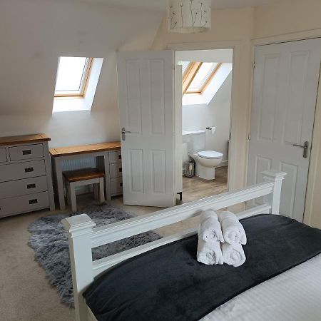 3 Bedroom Townhouse Near Bicester Village 外观 照片