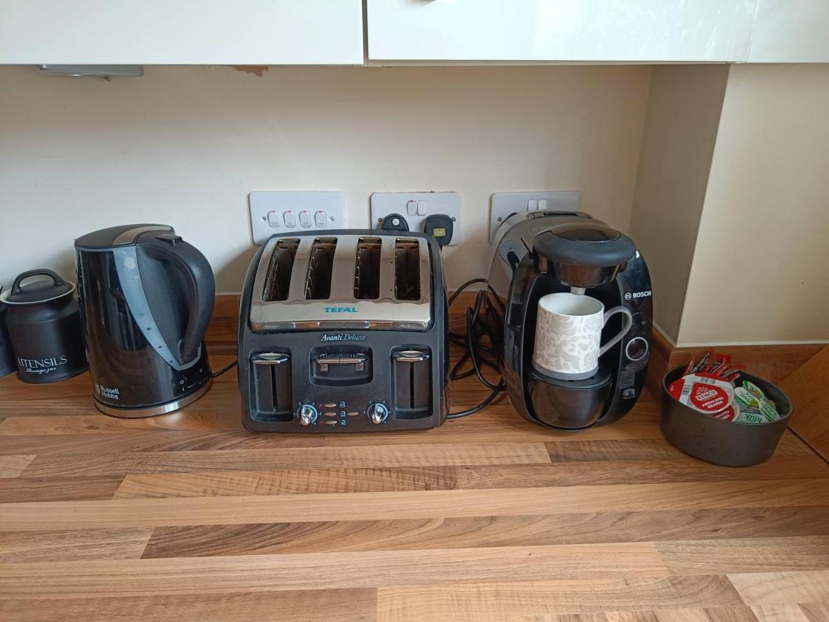 3 Bedroom Townhouse Near Bicester Village 外观 照片