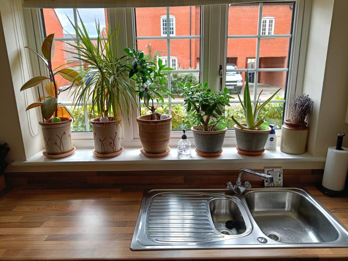 3 Bedroom Townhouse Near Bicester Village 外观 照片