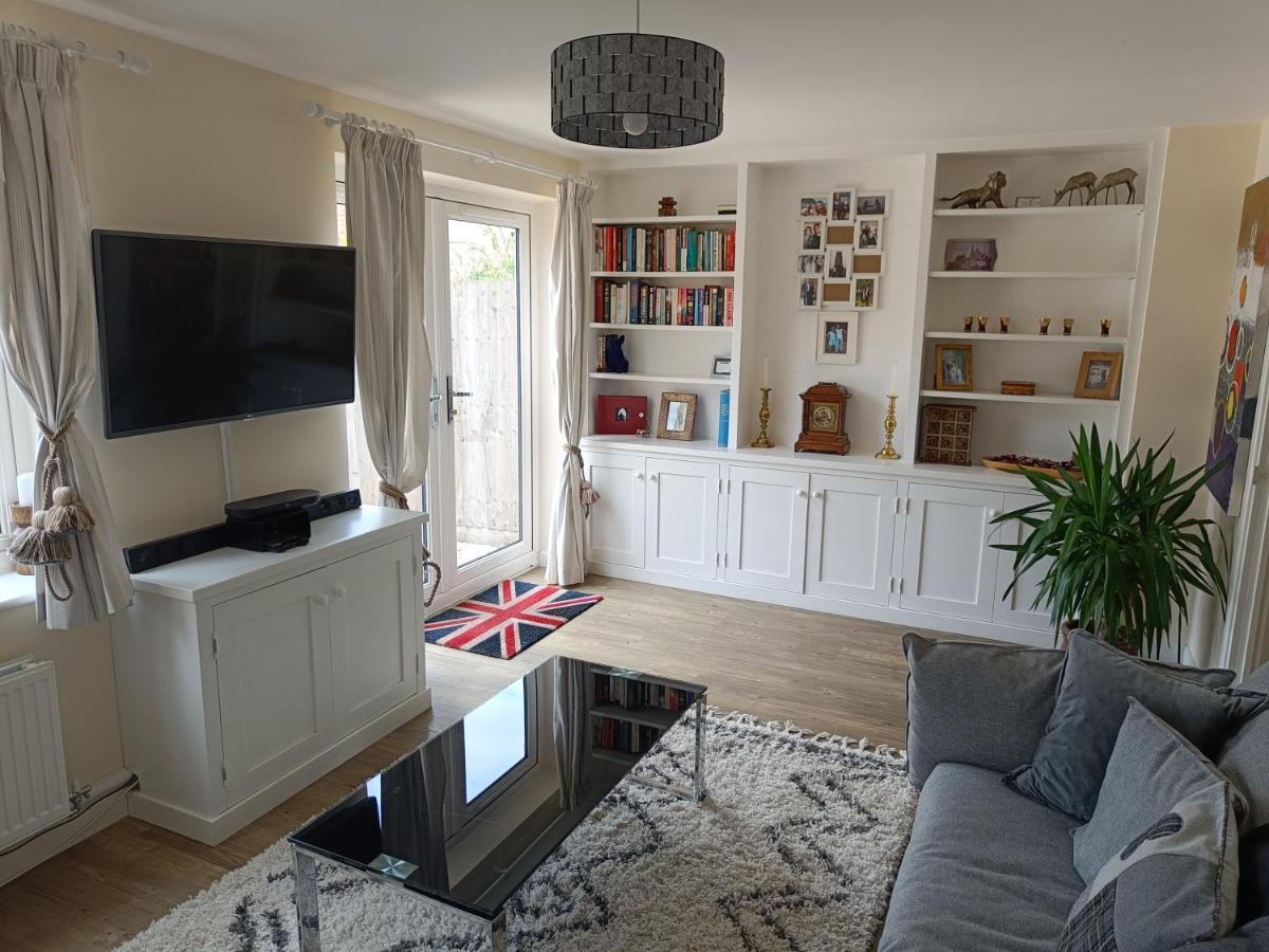 3 Bedroom Townhouse Near Bicester Village 外观 照片